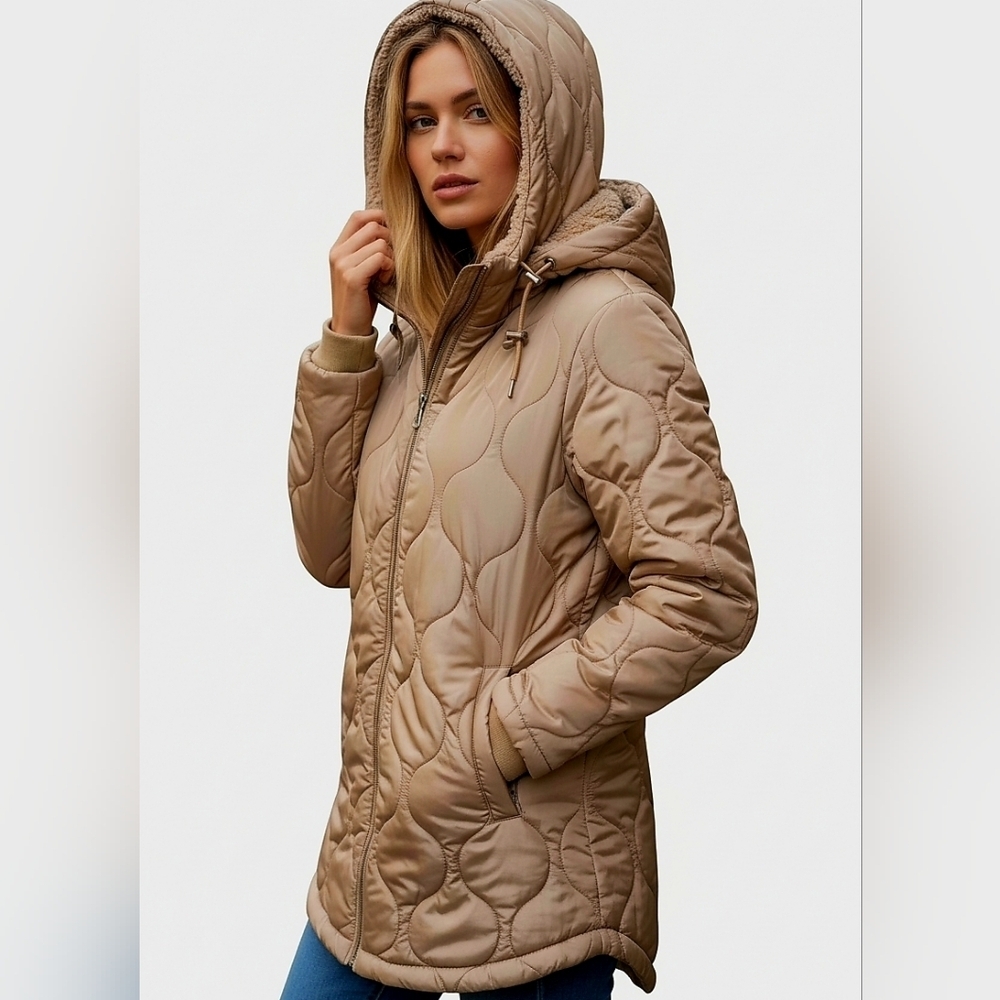 LUCKY BRAND Quilted Hooded Jacket – Faux Fur Lined.Tan Sheen  | Size Small